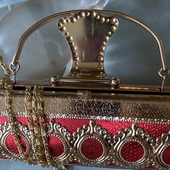 New handheld cylinder shape metal red embellished clutch  bag